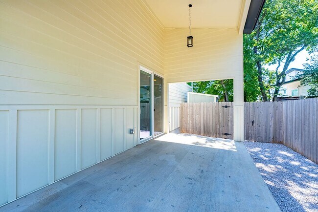 Foto del edificio - Discover Your Dream Home: Elegance, Comfort, and Modern Living All in One Stunning Package!