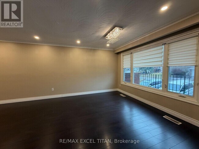 Photo du bâtiment - 251 Shawnee Cir