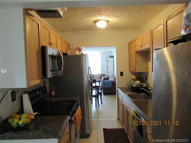 Foto del edificio - 3121 NW 47th Terrace