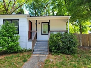 Building Photo - 1221 Campbellton Pl SW
