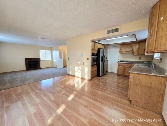 Foto del edificio - 7275 Wichita Ct