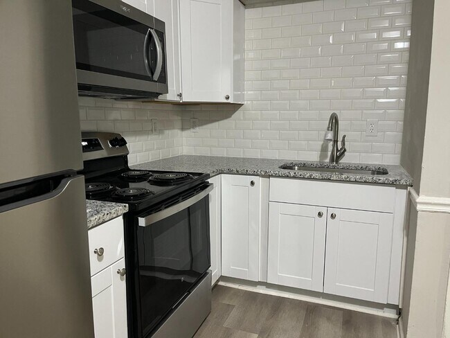 Foto del edificio - 621 Reservoir St