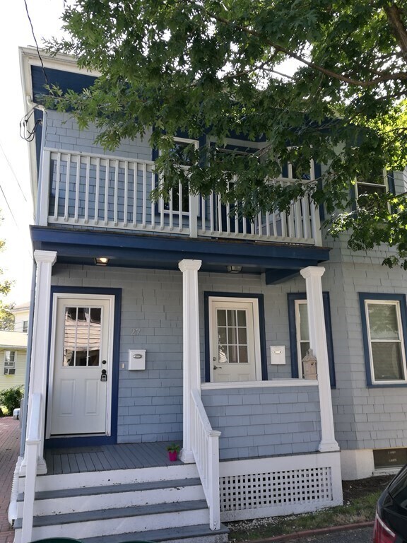 25 Francis St Unit 25, Belmont, MA 02478 Apartment for Rent in