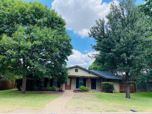 Foto principal - 3831 Crestpark Dr