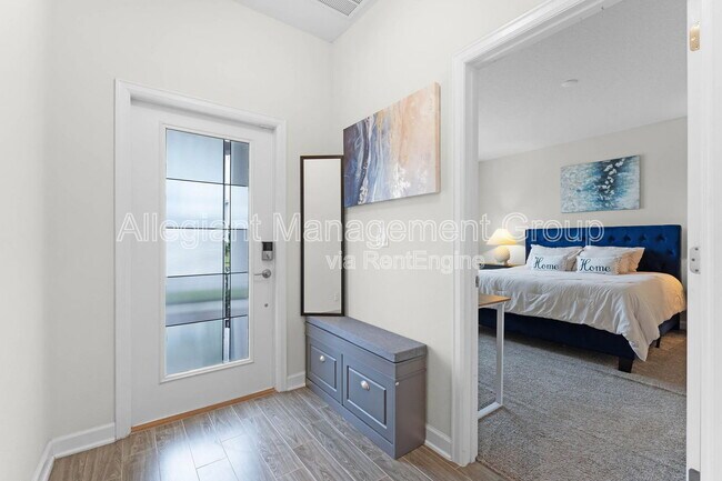 Foto del edificio - 12128 Illustration Dr