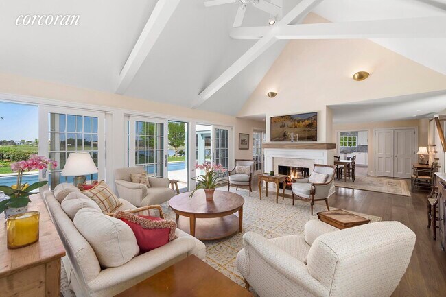 Foto del edificio - 120 Bay Ln