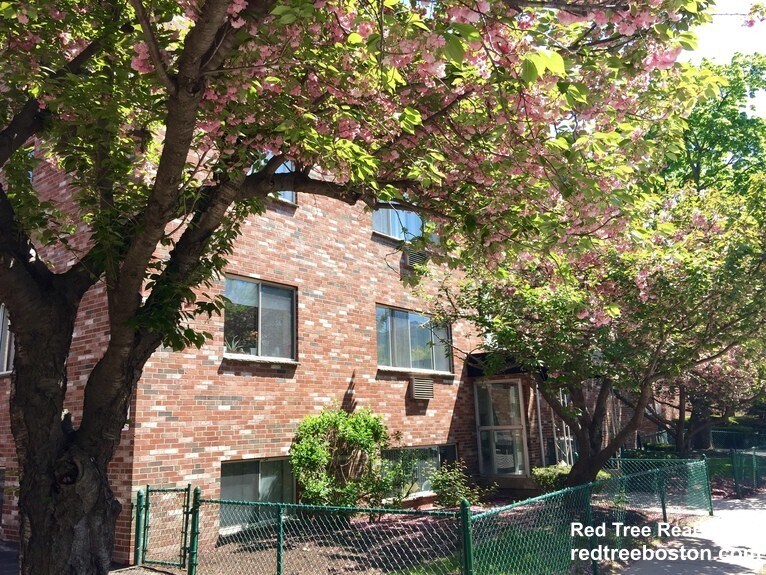 Foto del edificio - 75 Gardner St