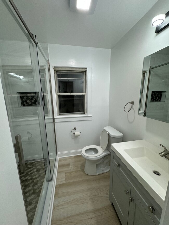 Baño - 77 Hibiscus St