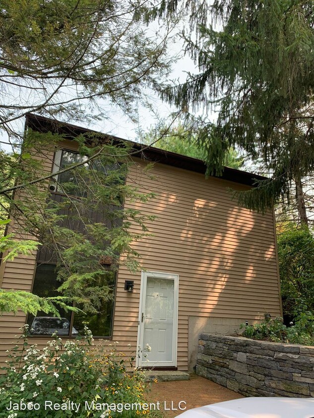 Primary Photo - 3 br, 1 bath House - 806 Torrey Lane