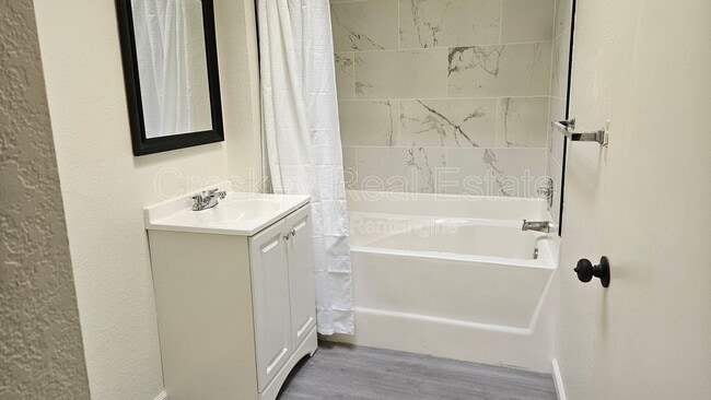 Foto del edificio - 29500 Chance St