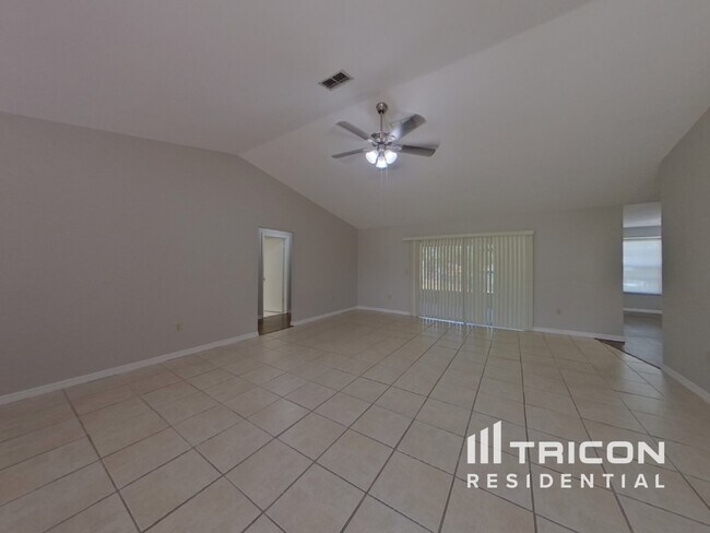 Foto del edificio - 11243 Homeway St
