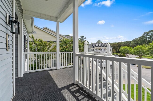 Building Photo - 5026 Belleglen Ct