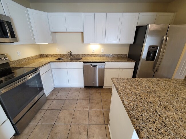 Building Photo - 2239 Windom Pl