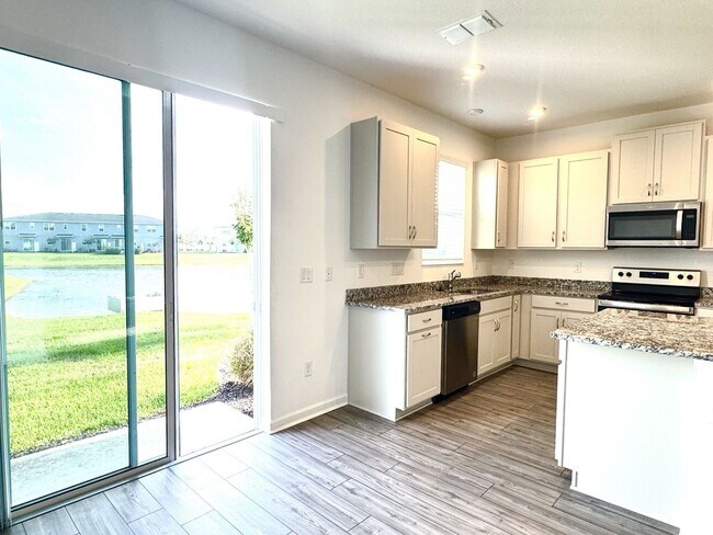 Foto del edificio - 3 Bedroom 2.5 Bathrooms Townhouse at Spring Isle Palms