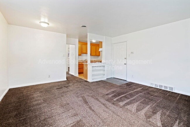 Foto del edificio - 370 E Sherman Ave