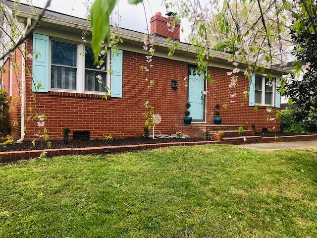 Foto principal - 212 Evans St