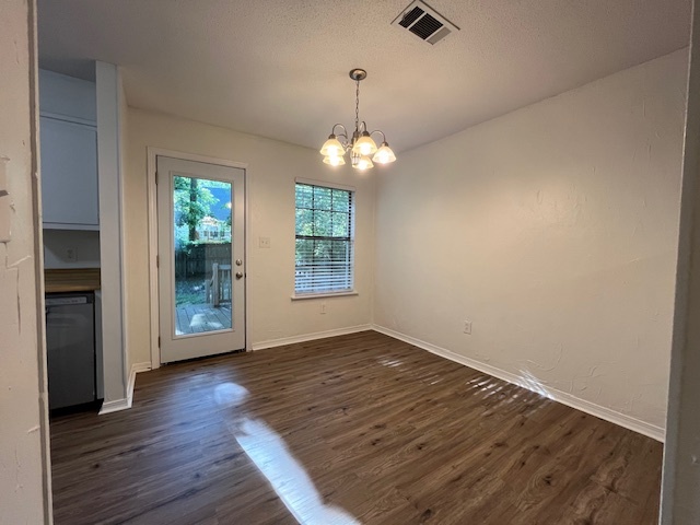 Building Photo - 162 Montclair Loop