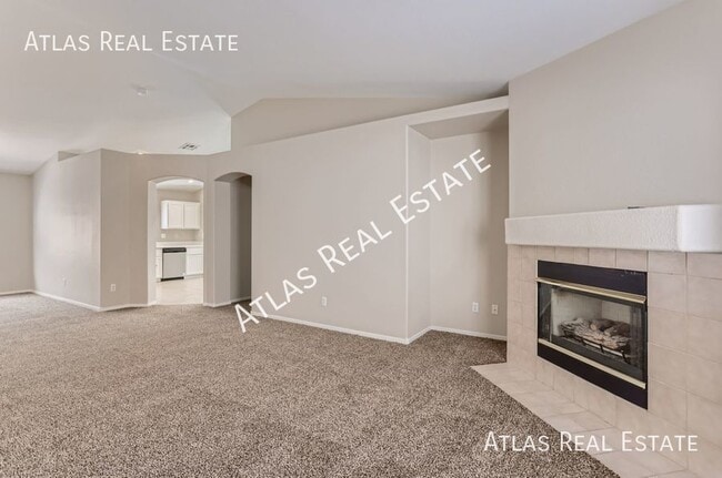 Foto del edificio - 2 WEEKS FREE RENT IF MOVED IN BY 8/31! | M...