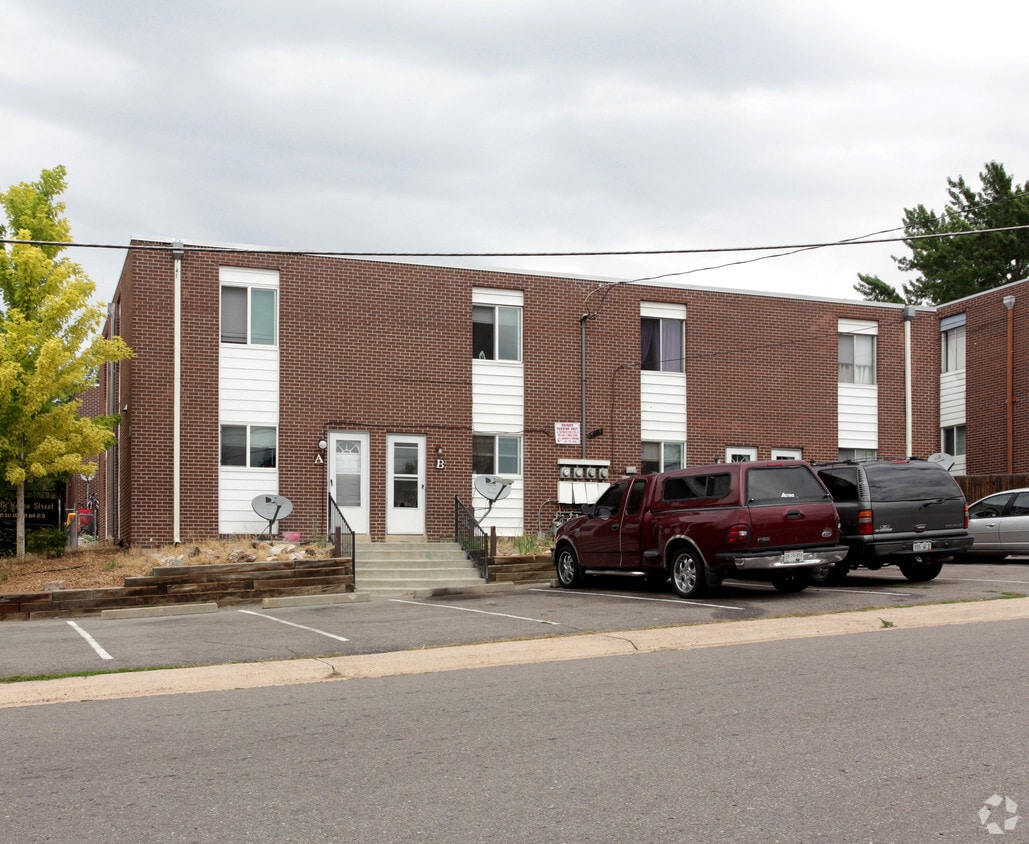 Primary Photo - South Huron Street Townhomes