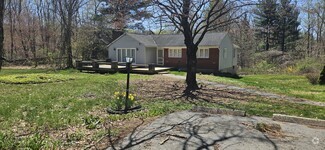 Building Photo - 2125 Highland Ave