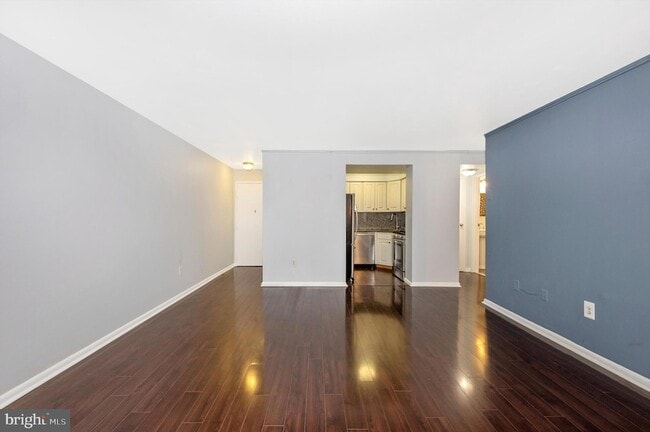 Building Photo - 10316 Rockville Pike