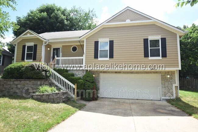 Foto del edificio - 15306 Riley St