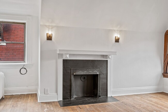 Building Photo - 5442 Stanton Ave