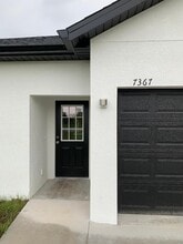 Building Photo - 7363 Canterbury St