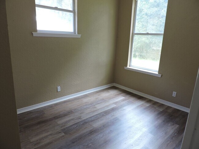 Foto del edificio - 620 SW Highland Ave