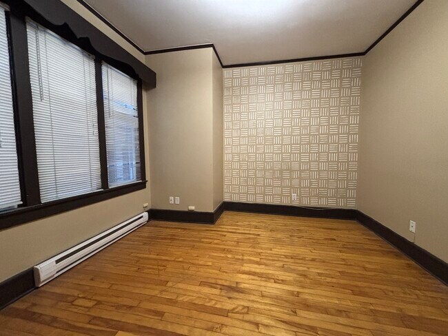Photo du bâtiment - Apartment for Rent