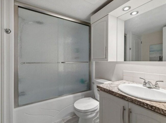 Photo - 4001 N New Braunfels Ave Apartment