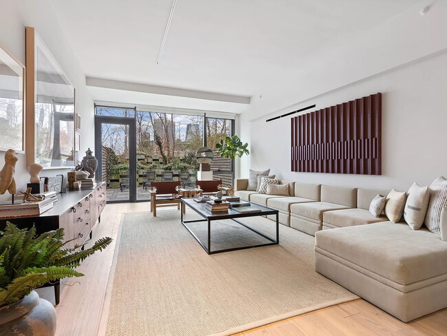 Building Photo - 130 Furman St