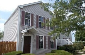 Building Photo - 1085 Symphony Dr