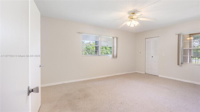 Foto del edificio - 251 SW 132nd Way