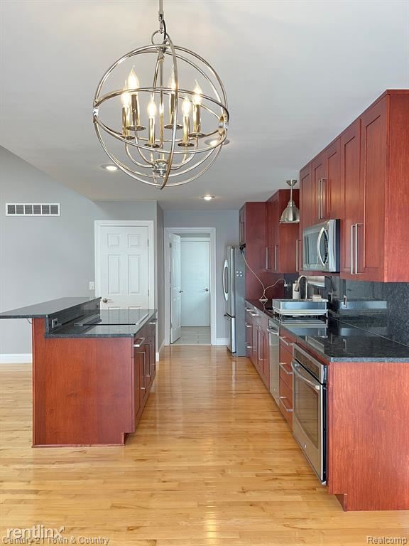 Foto del edificio - 3 br, 2 bath House - 3172 Cedar Crest Dr