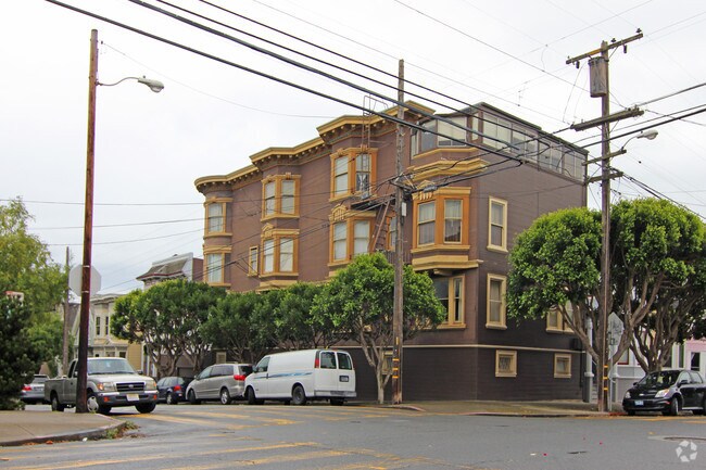 Foto principal - 295 28th St