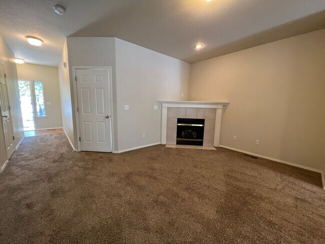 Photo - 4353 SE Chelsea Ln House