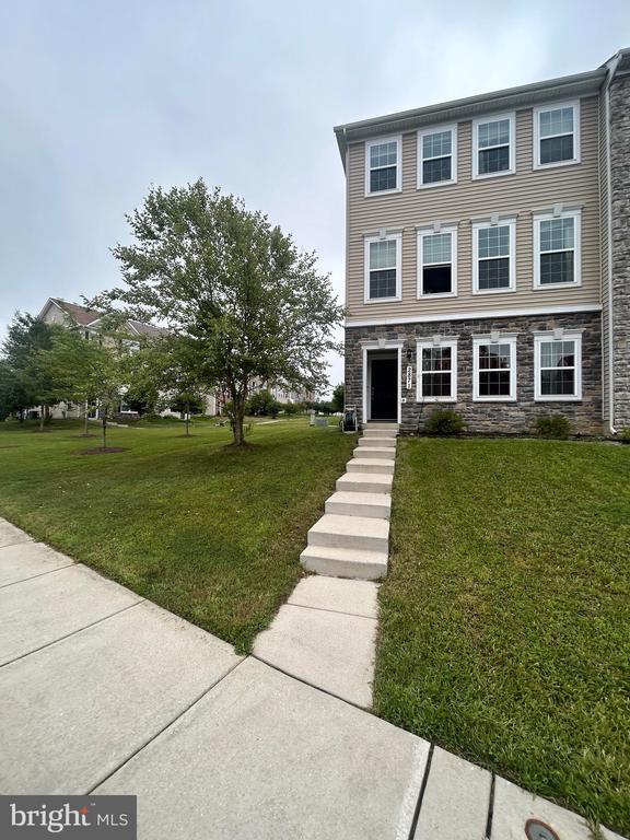 Building Photo - 2871 Burrows Ln