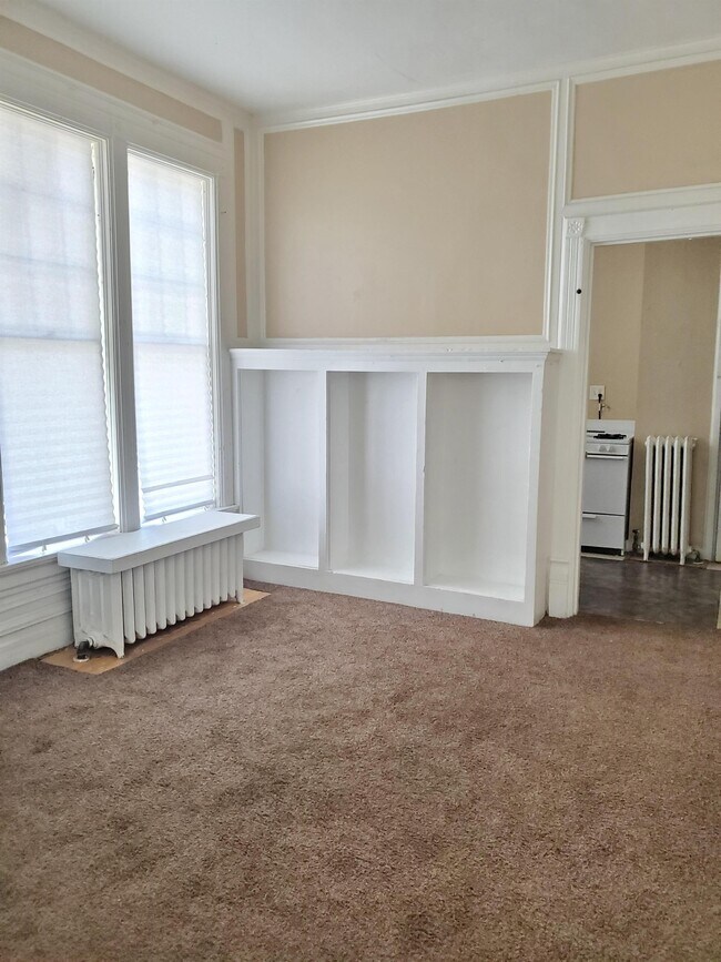 Building Photo - 525 S 7th St