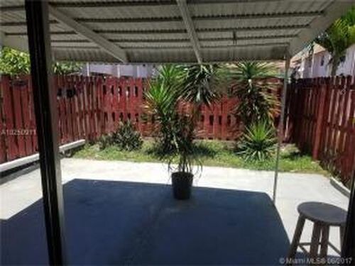 Foto del edificio - 6529 SW 41st Pl