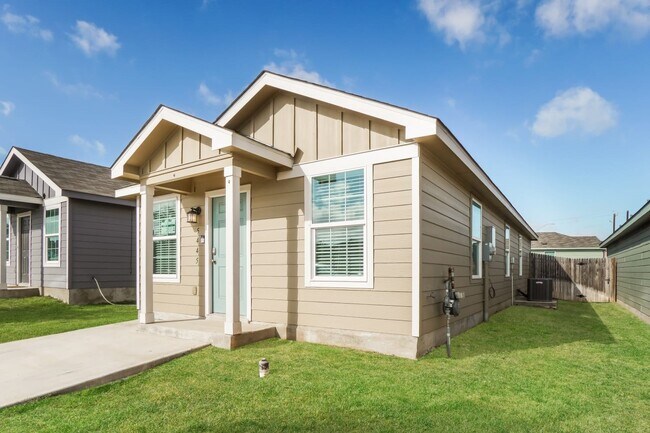 Building Photo - 5445 Verdugos Pl