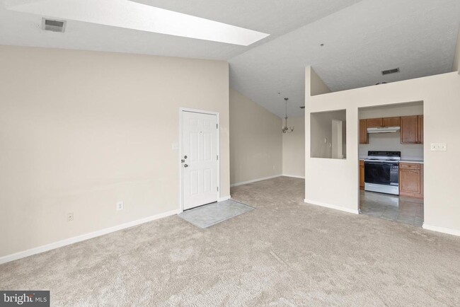 Building Photo - 115 Brookland Terrace