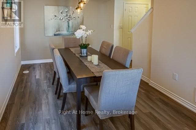 Building Photo - 683 Laking Terrace