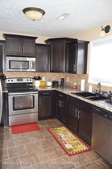 Building Photo - 4 br, 3 bath House - 1843 Macarther Way