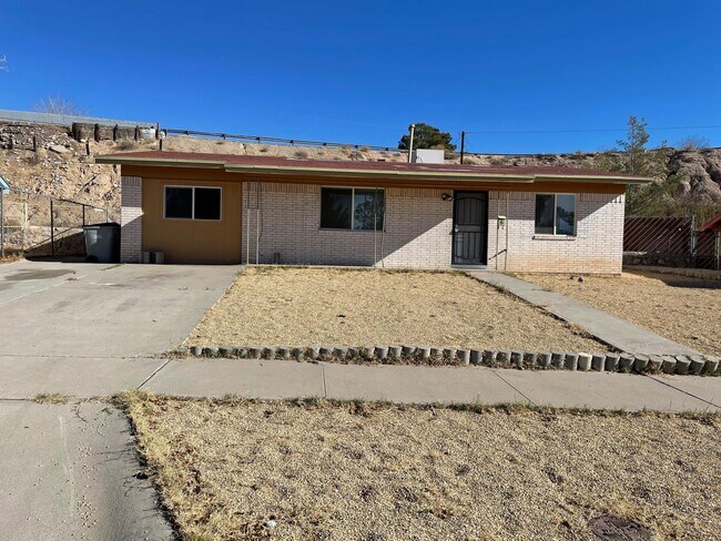 Foto del edificio - 8137 Staghorn Dr
