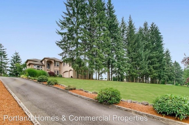 Building Photo - 5 br, 4 bath House - 10180 SE Vradenburg Rd
