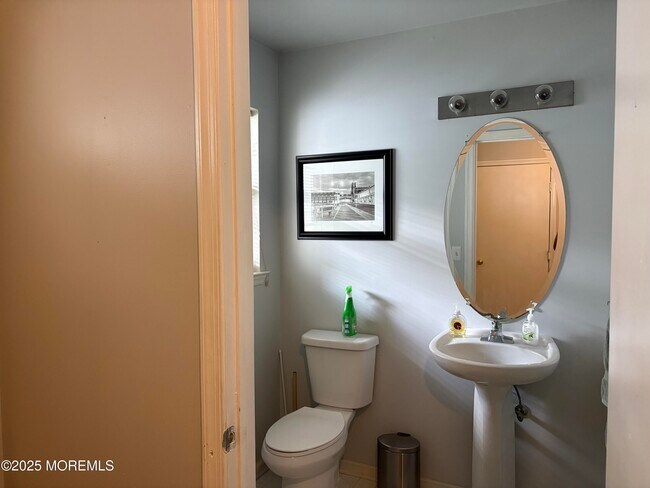 Foto del edificio - 212 Frankfort Ave