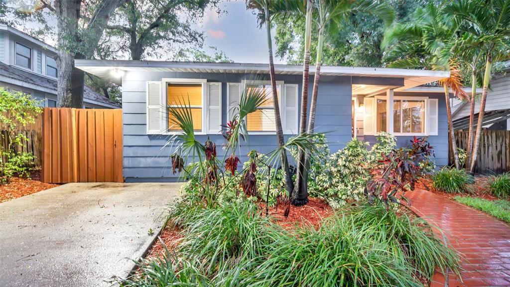 Foto principal - 527 31st Ave N