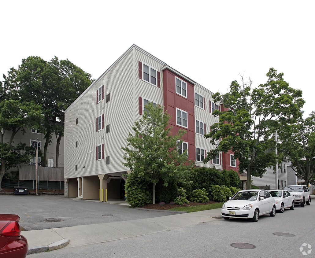 26 Wachusett St, Worcester, MA 01609 Apartments in Worcester, MA