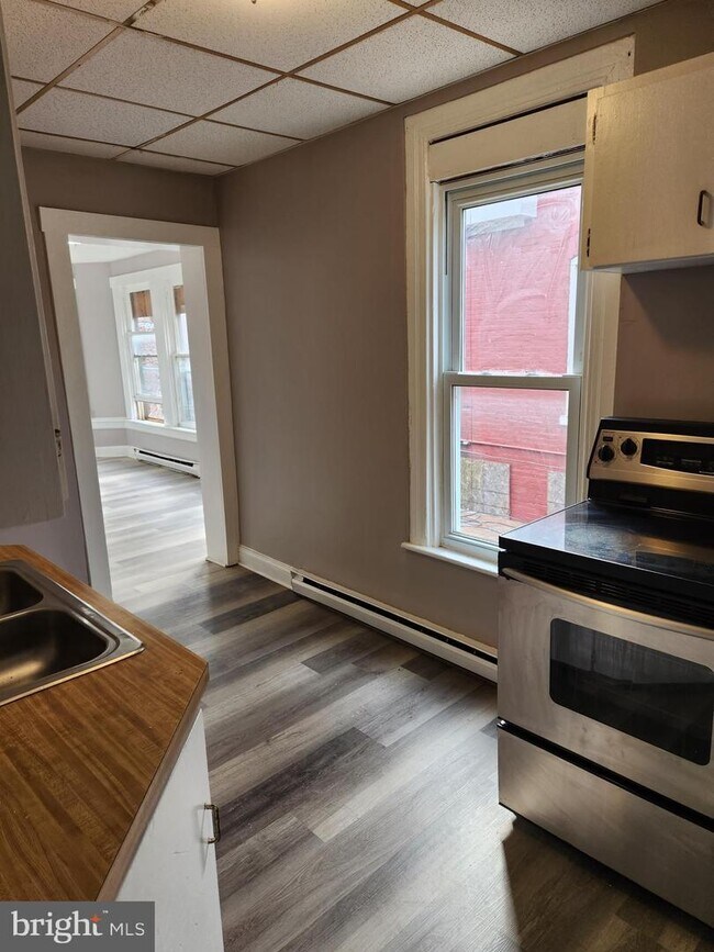 Foto del edificio - 316 N Potomac St